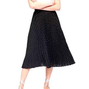 Banana Republic Midi Pleated Skirt in Black polka dot, size 8.
